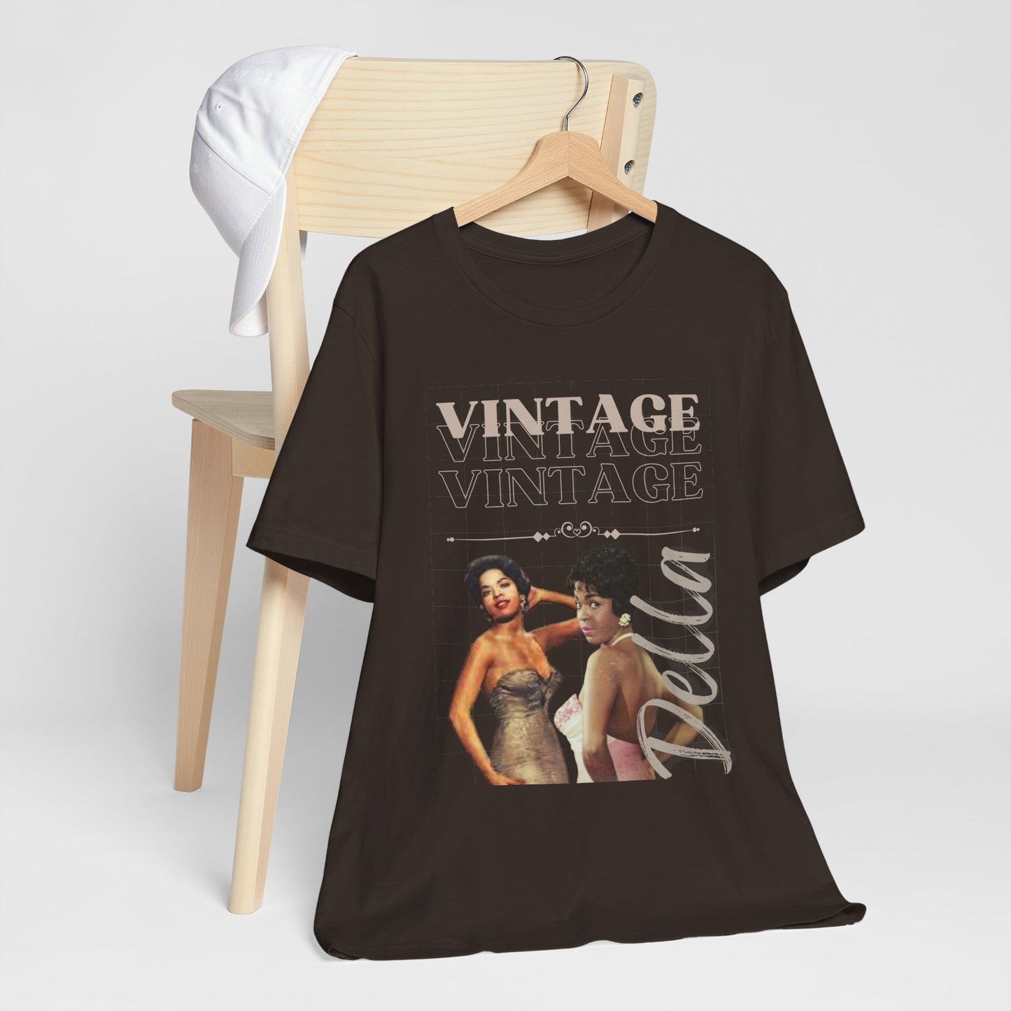 Unisex Jersey Short Sleeve Vintage Della Tee